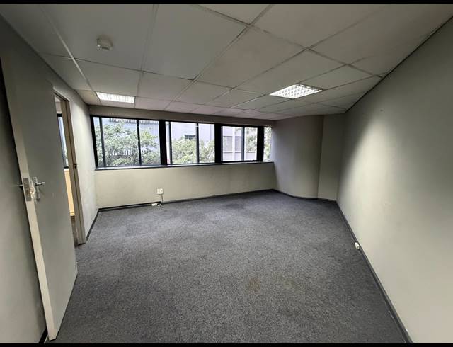 154M² BUILDING TO LET IN CAPE TOWN CITY CENTRE